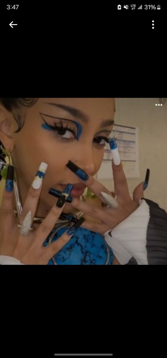 TypicalTopaz tweet media