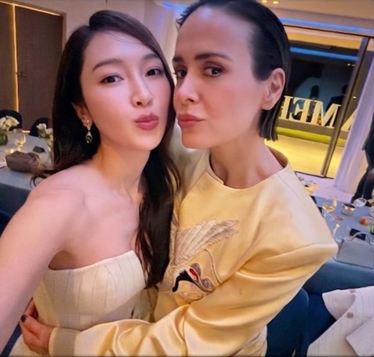 Sarah Paulson Brasil tweet media