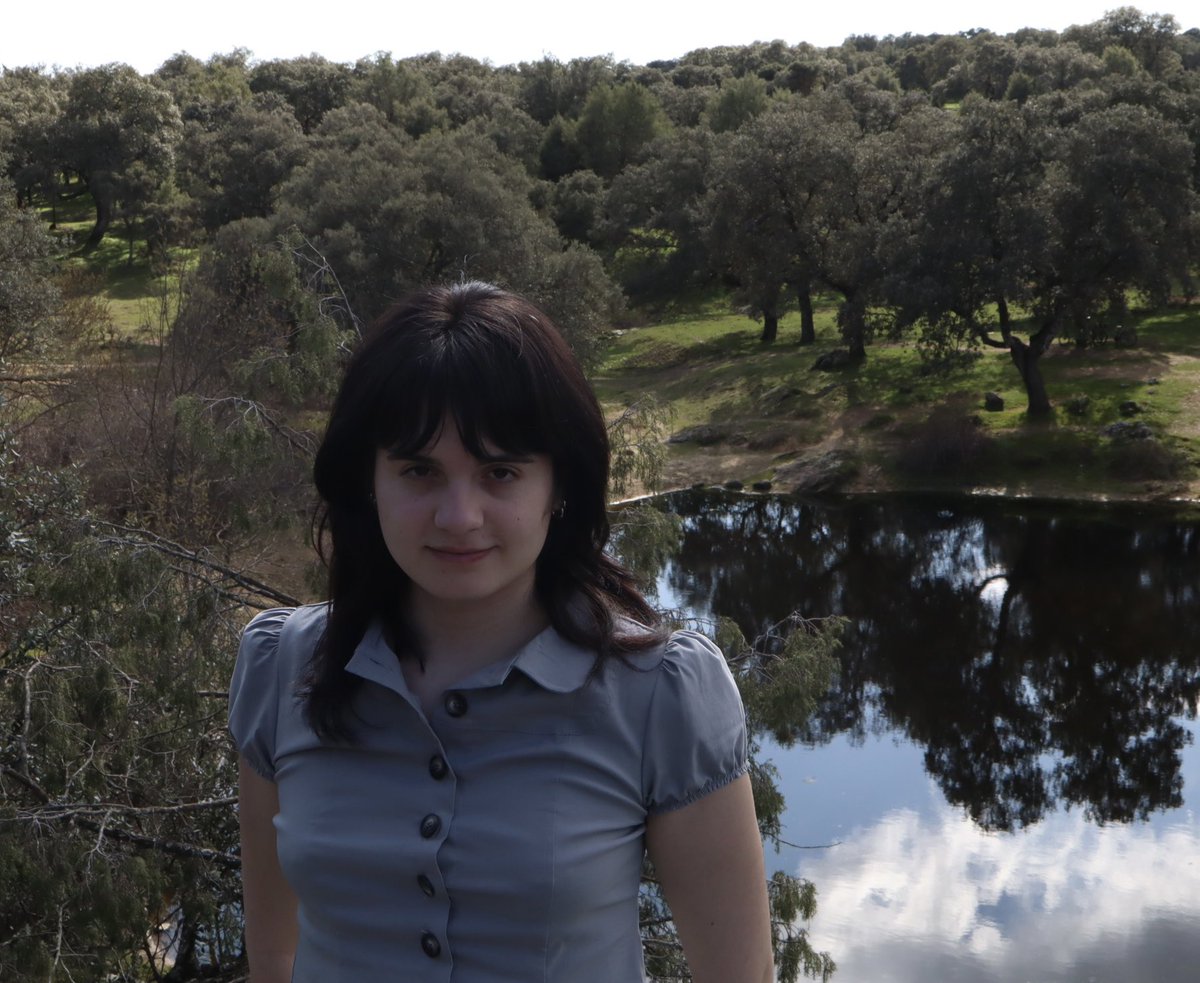 Folkaira tweet media