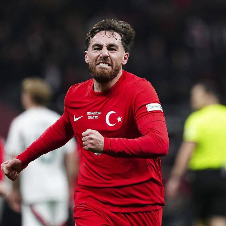 19Furuko03's tweet photo. Elenirsek sorumlusu diye yazıp çizenlere gelsin ORKUN KÖKÇÜ 🤞 https://t.co/CJ0lXgUagg