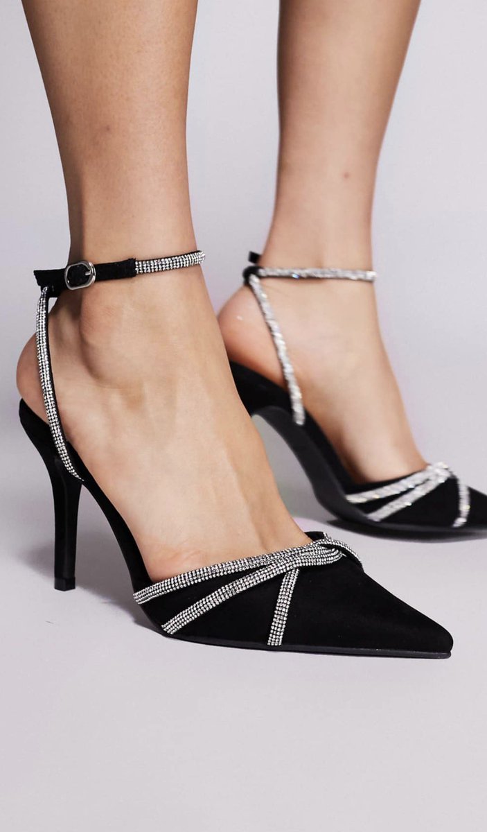 Sarah1445n's tweet photo. خىصم في Asos 🇬🇧
حتى 30% 

شحن مجاني من حسابي 

https://t.co/rB2LvBnHW8 https://t.co/zyVeTdwnpJ