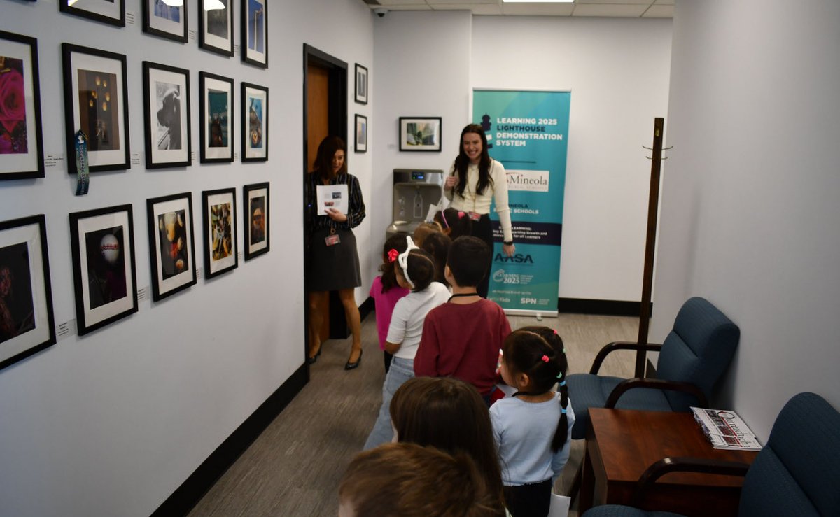 Meaghan Smith tweet media