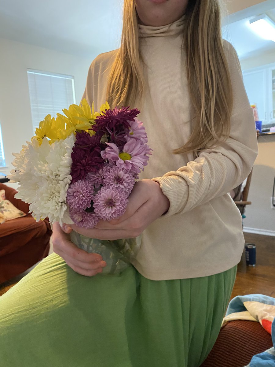 Southern Chestnut 🐣🐰 tweet media