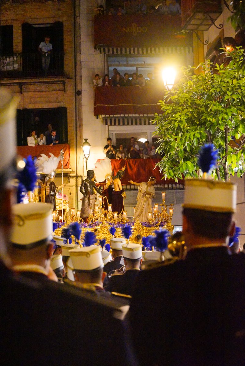 AMENcarnación tweet media