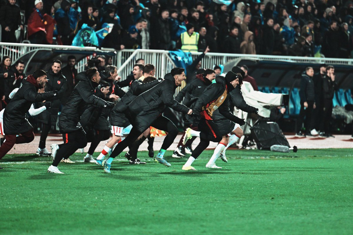 Türkiye #BizimÇocuklar 🇹🇷 tweet media