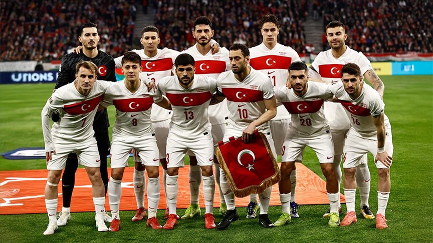 UmitDikbayir's tweet photo. Helal Olsun Bizim Çocuklara! 🇹🇷

Türk Milli Futbol Takımımız Kosova deplasmanında aldığı zaferle Dünya Kupası yolunu açtı.

Bu millet inanınca aşamayacağı hiçbir engel yoktur! 💪 🇹🇷 https://t.co/N77D6SXBun