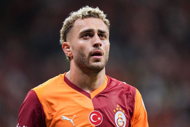 pascalmentality's tweet photo. Bilgilendirme:  

Milli takım performansları 

Orkun Kökçü      |  Barış Alper Yılmaz
3 gol  / 6 Asist    |  30 maç / 0 gol 0 Asist https://t.co/Cn5ss7SAhk