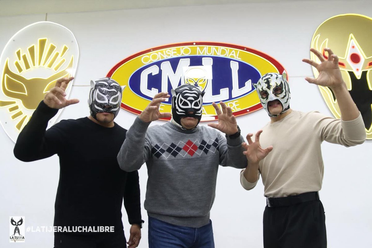LaTijeraLucha's tweet photo. La dinastía del #Pantera lista para el 83 aniversario de la Arena Coliseo, luego de la integración de Pantera Jr. a las filas del CMLL, el internacional Pantera disfruta el poder estar en el mismo cuadrilátero que sus hijos, asegurando que será el próximo sábado inolvidable... https://t.co/z9C87wspHI