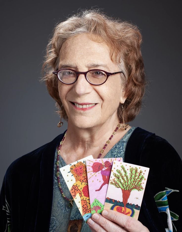 Enodia ꩜ Taróloga tweet media