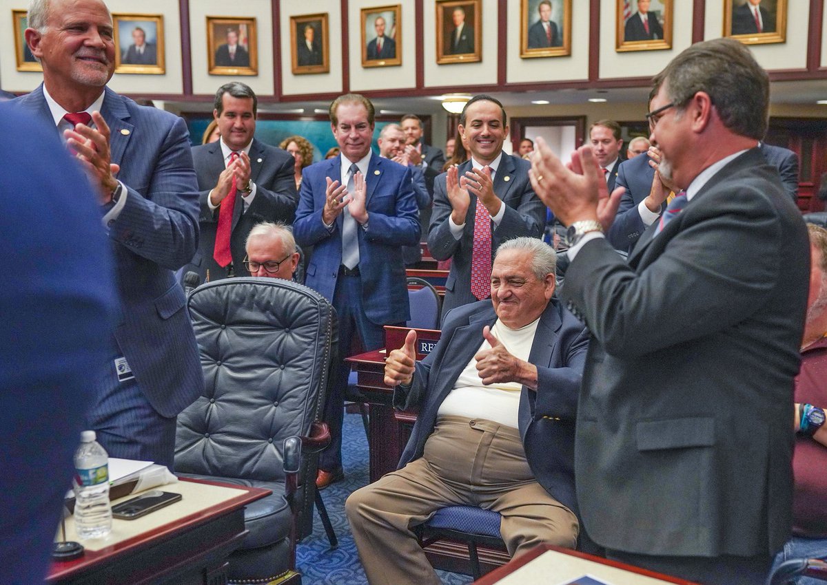 Paul Renner tweet media