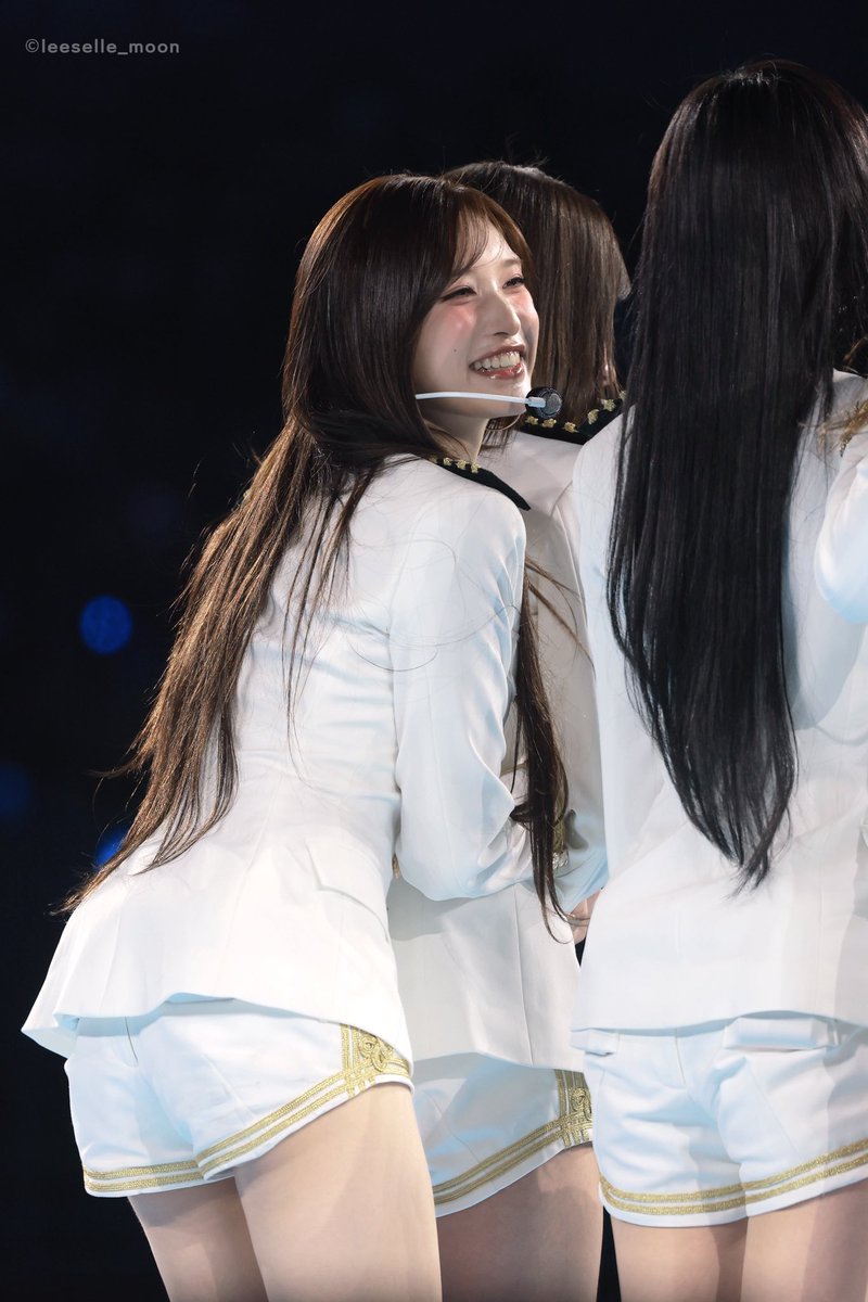 이서 — leeseo tweet media