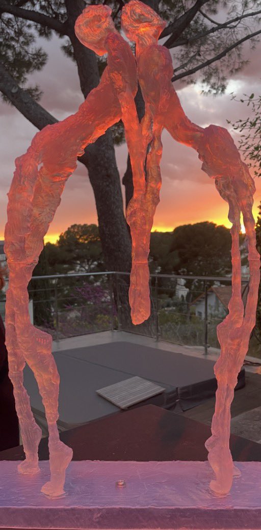 FlexasuarusRex La Creme • 💪 🦖• tweet media