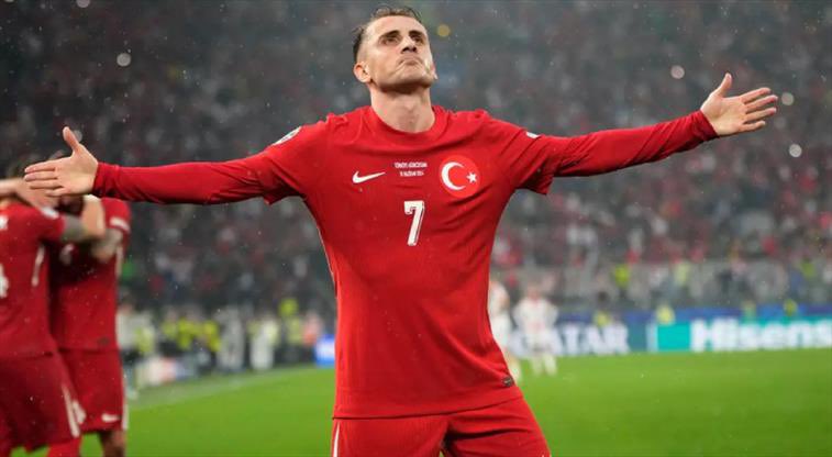 Allah hepinizden razı olsun Türk’ün çocukları! Her zaman her şeyin en güzeline en iyisine layıksınız! Sana da sonsuz teşekkürler İtalyan! Kalbine yüreğine emeğine sağlık. Bu maç özelinde özellikle tutana (Uğurcan’a) ve atana (Kerem’e) sonsuz sevgi saygılar. Yolumuz açık olsun. 🇹🇷