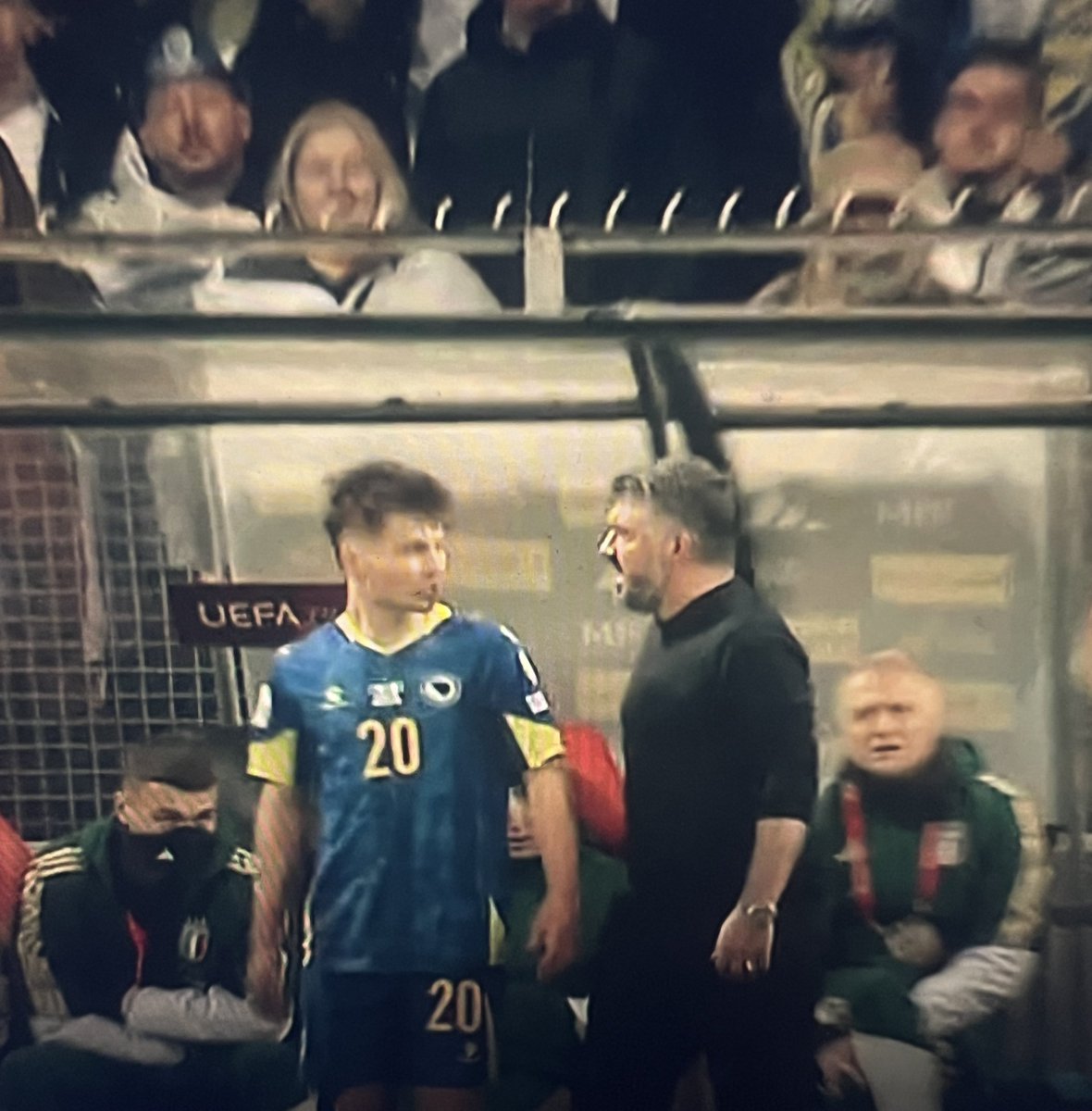 Out Of Context OM tweet media