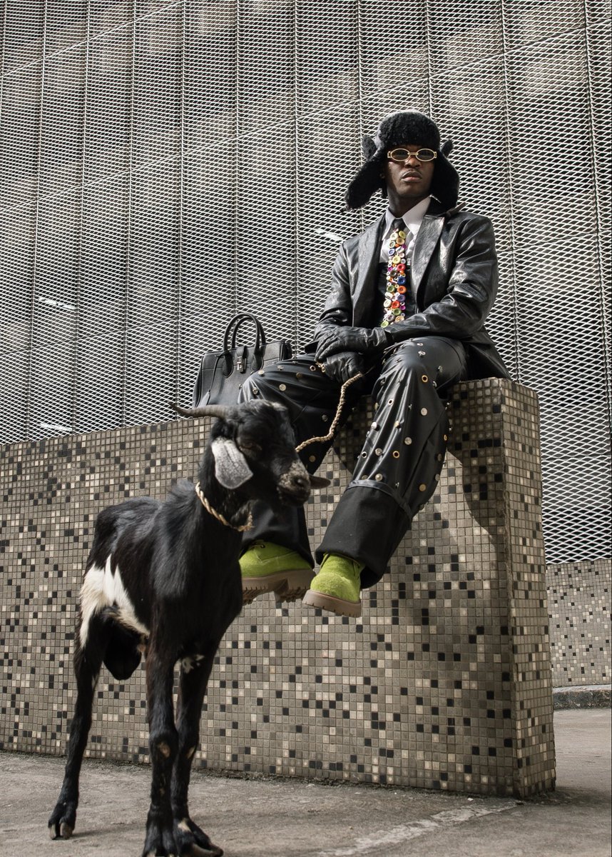 EmekaOfLagos's tweet photo. The GOAT is +1 today, Happy Birthday to me 🎂🎉🎈❤️ https://t.co/whvbP9dnNE