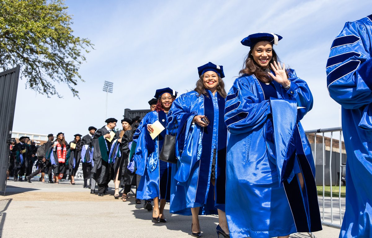 HamptonU_Alumni's tweet photo. While time moves forward, the heart of Hampton remains.

Explore these moments from [YEAR] to today.

Continue the story.
#OneHampton #ContinueTheStory https://t.co/1ZuX5zEYAz