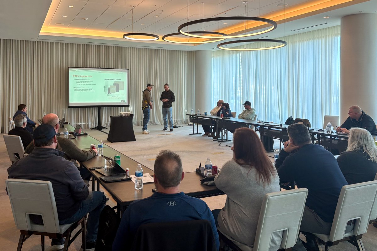 ESIElectricalCo's tweet image. Our team gathered in Columbus this weekend for our Annual Safety Summit – a day focused on reinforcing the standards that keep our people safe on every jobsite. Keep up the great work! 🦺 #PoweredByESI #TopTeam #ElectricalContractor