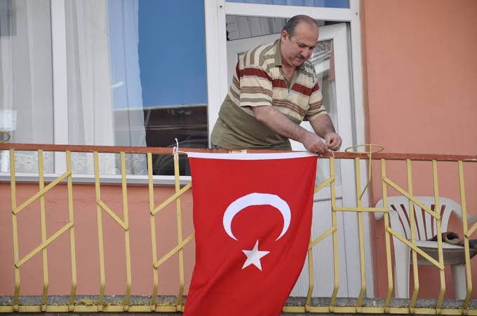 Mustafa Akdeniz │ İşaret Dili tweet media