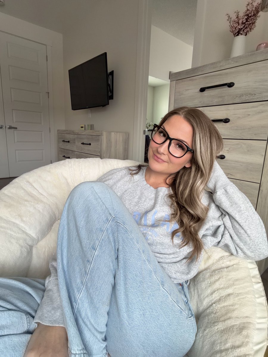 Dani tweet media