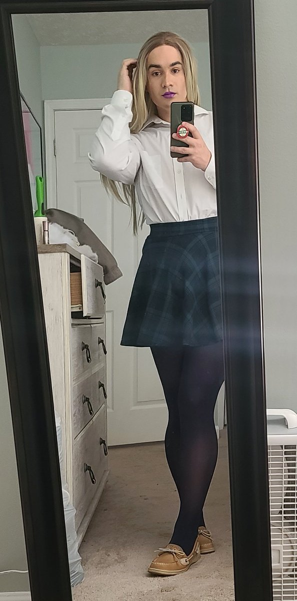 Brenna Knight tweet media