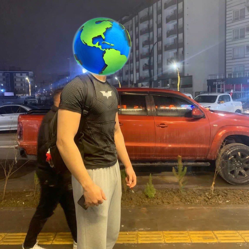 carlsbergBurak- tweet media