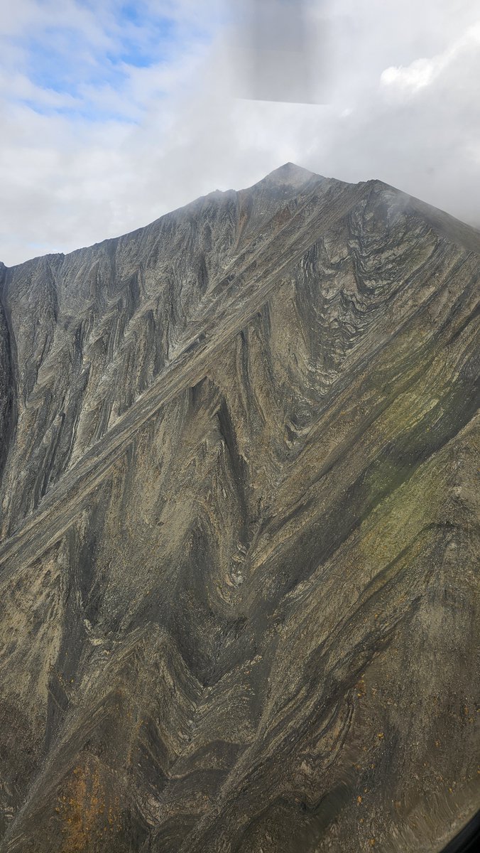Terrain like this demands experience.

From logistics to interpretation, Alaska fieldwork rewards teams that know how to read the rocks and respect the landscape.

#Rangefront #AlaskaGeology #FieldCrew