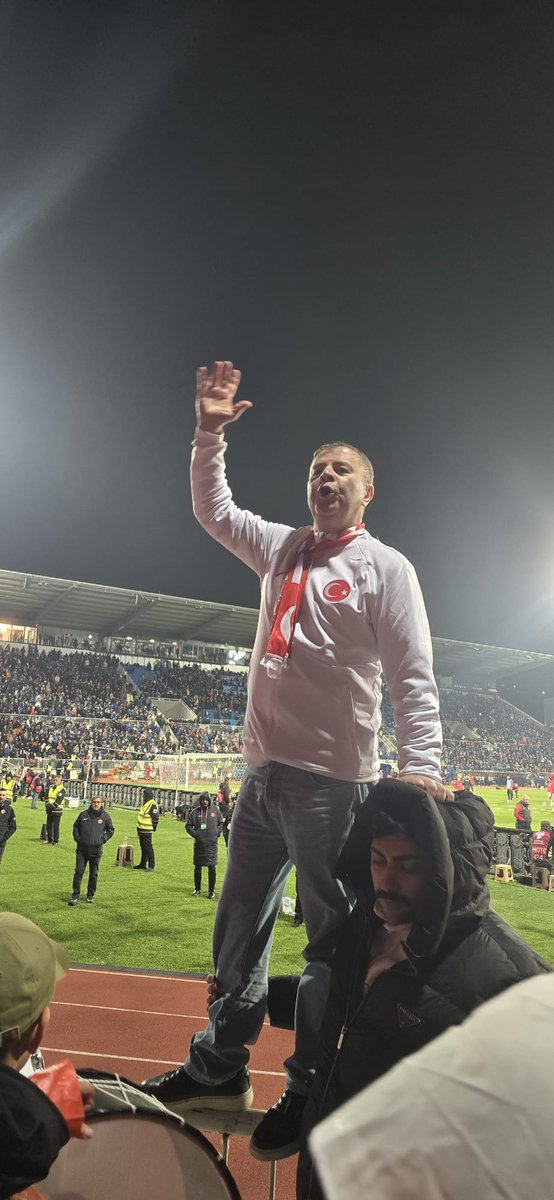 Amigo Yücel tweet media