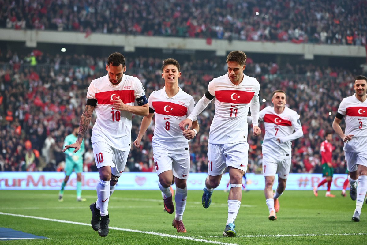 Bu Gelen “TÜRK’ün Ayak Sesleri…”😉🇹🇷

#BizimÇocuklar