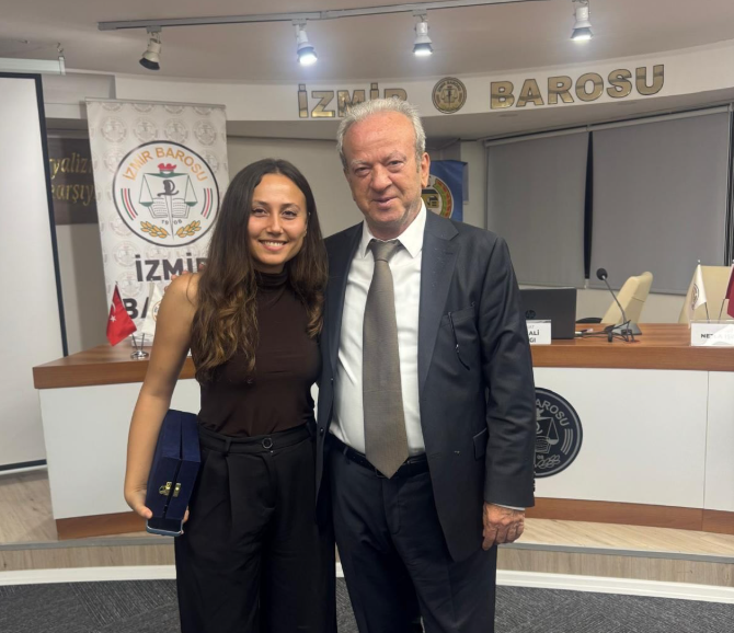 GKarafazli's tweet image. Av. Okumuşoğlu ,Tutuklanan Esra Işık için bakın neler dedi ..! rizeninsesi.com/av-okumusoglu-… #akbelen #av.yakup #cengiz #esra ışık #holding #MADEN #okumuşoğlu #TALANCI #tutuklu #Çevre-Ekoloji