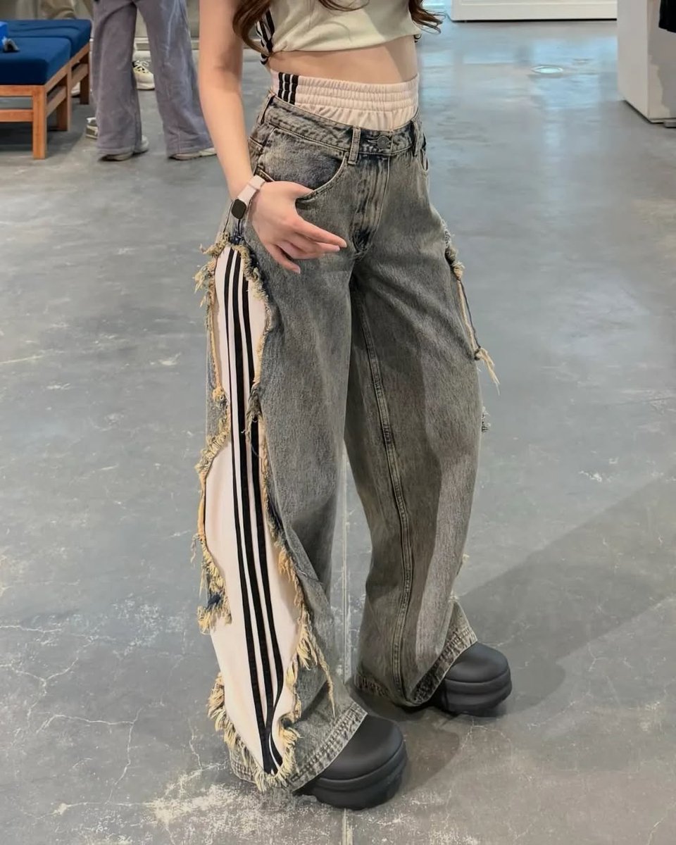 Ovrnundr tweet media