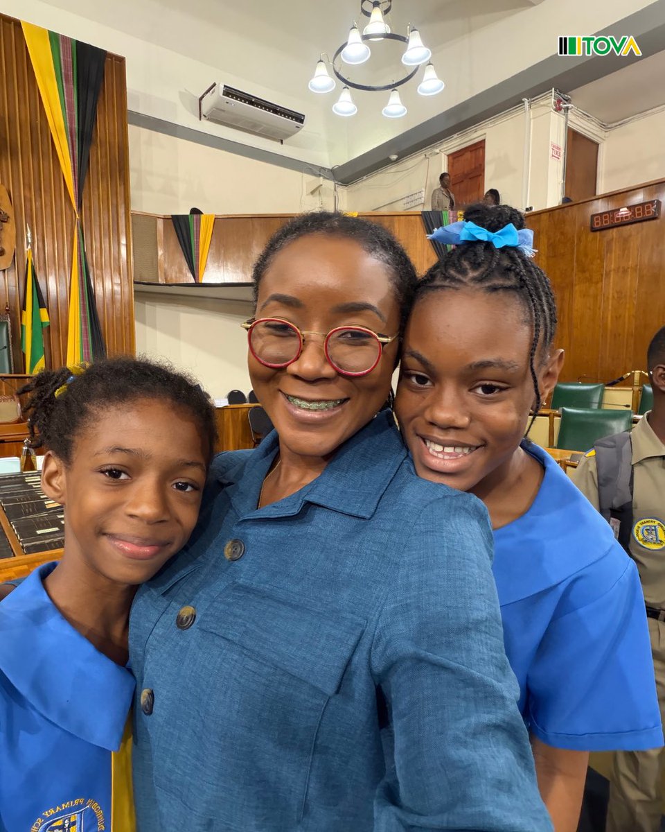 Tova Hamilton tweet media