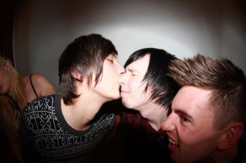 elio🎄!? || red lobster tweet media