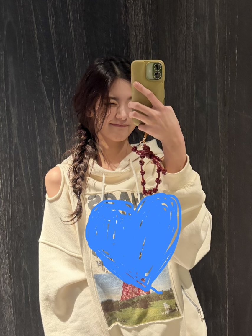 daily lia 🍦 tweet media