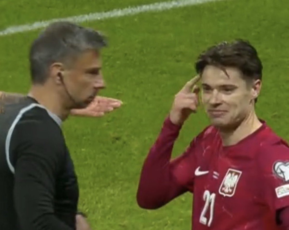 nadia | FCB tweet media