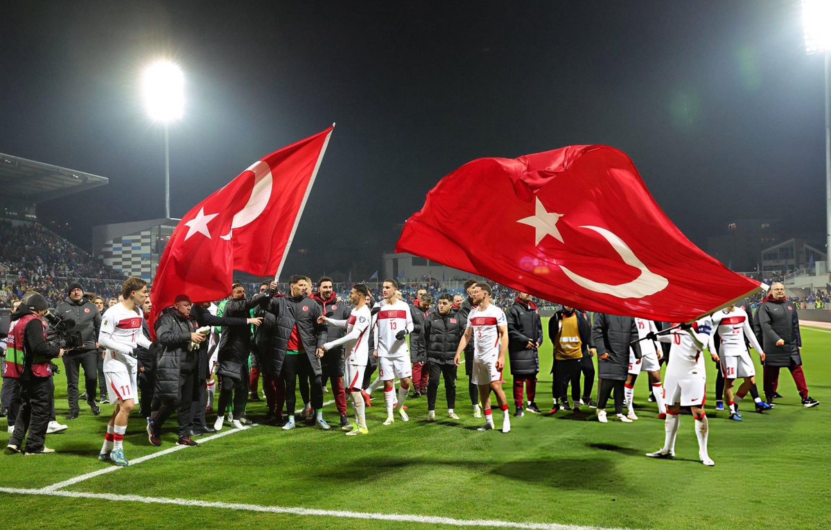 Boşuna Tıklama tweet media