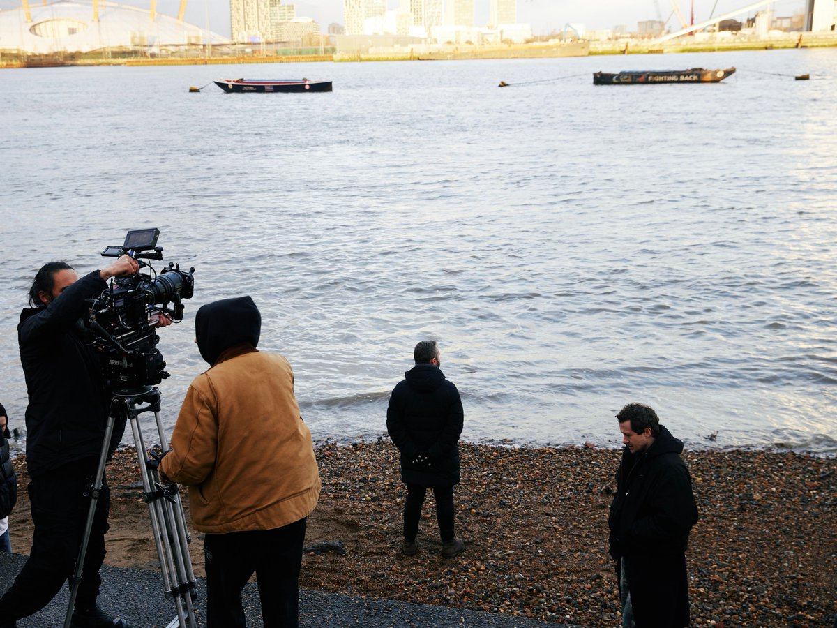 joequinnhq's tweet photo. 🔴 New photos of Joseph Quinn behind the scenes of the short film ‘DOWN THE LENGTH’ https://t.co/6k6kW49b0n