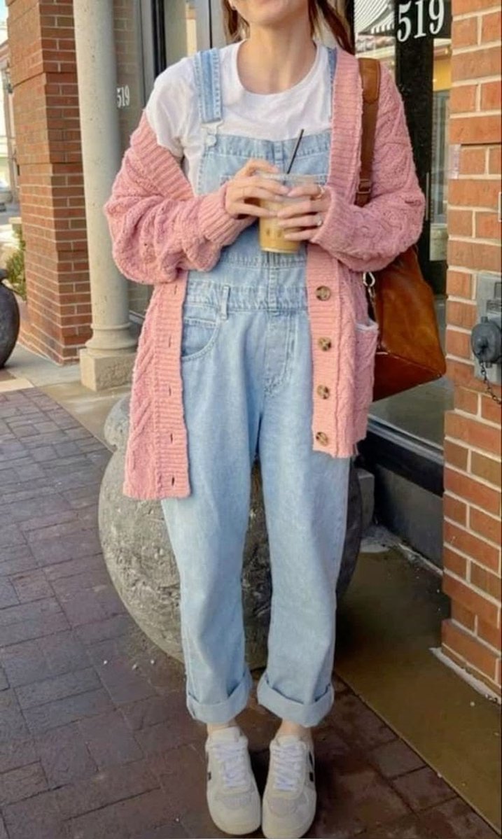 Hallie 🍇 tweet media