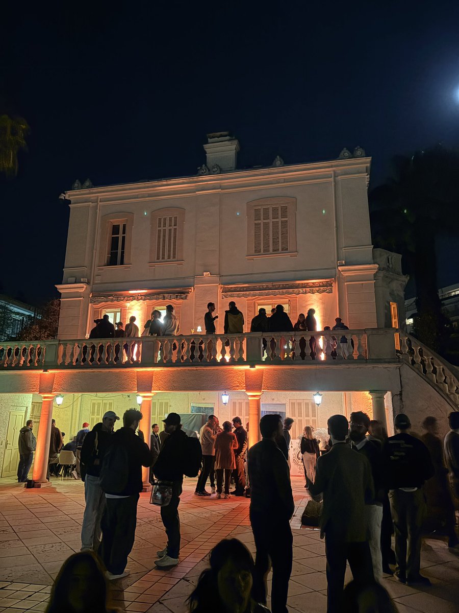 Flo 👹 tweet media