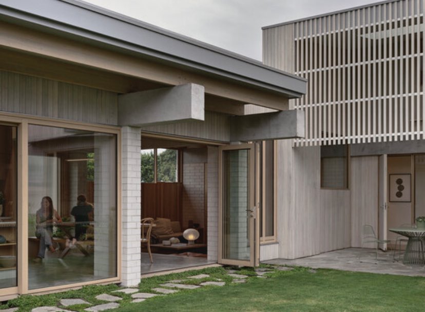 MILA_CONSULT's tweet photo. تصميم منزل Home Pavilion  يربط المساحات الداخلية بالطبيعة، ويخلق تجربة معيشية هادئة ومتصلة بالخارج.، في أستراليا، علي مساحة 280 متر مربع

من تصميم : MRTN Architects

#تصميم #تصميم_معماري #تصميم_خارجي 
#تصميم_داخلي #عمارة #هندسة_معمارية  #هندسة_مدنية #هندسة_مباني #رسم_معماري https://t.co/ZdFhudIqej