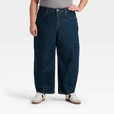 MomaTere tweet media