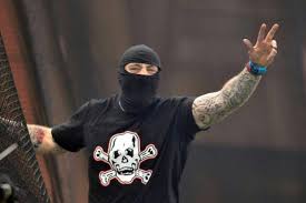 Il claro tweet media