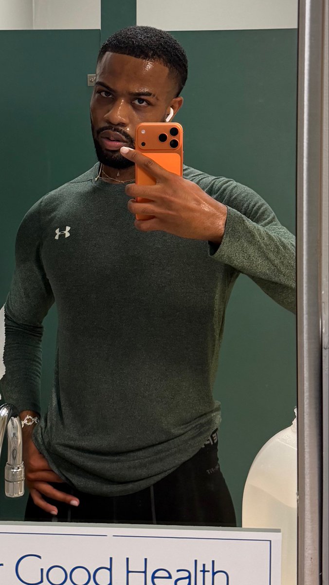 HEAD BUTCH QUEEN ☆ tweet media