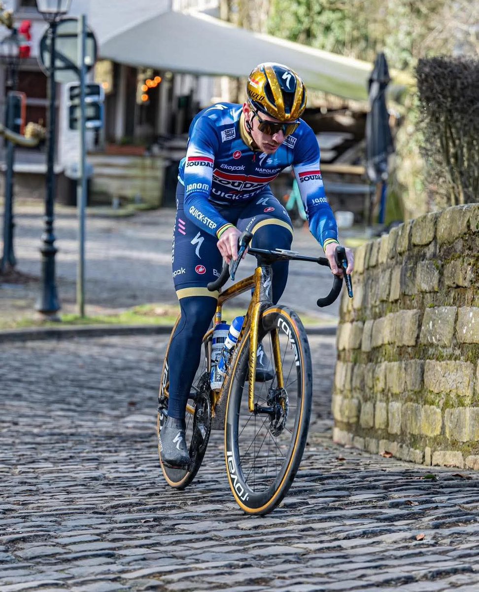 Mihai Simion tweet media