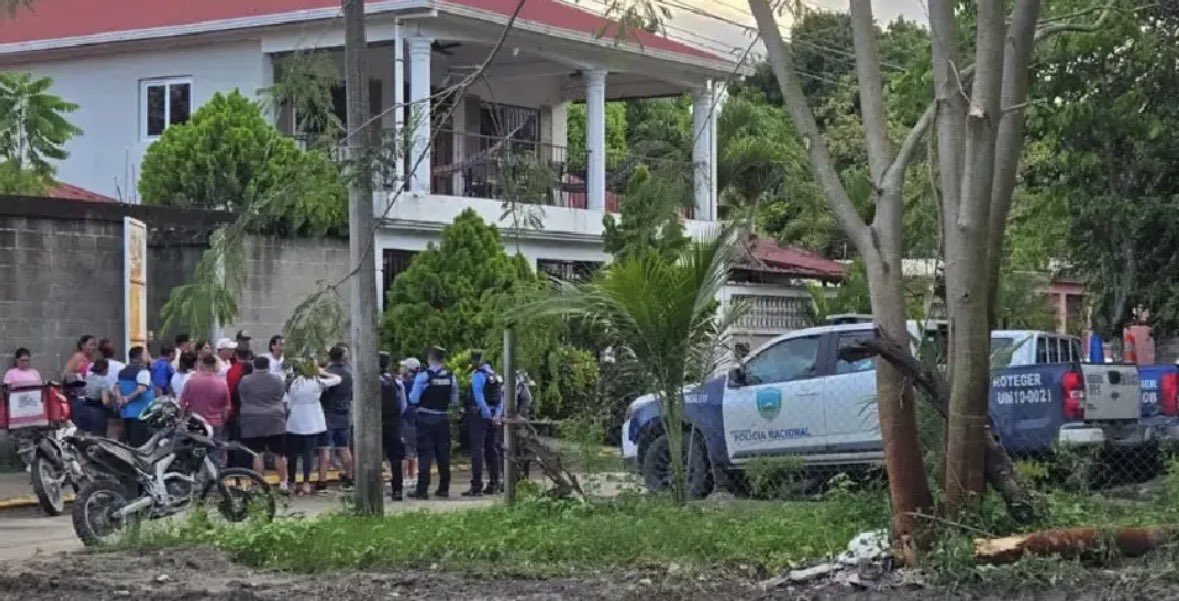 La Comisión Nacional de Banca y Seguros emitió una alerta a la población acerca de la operación de plataformas y entidades no autorizadas que simulan ofrecer servicios financieros, pero que podrían representar esquemas de estafa.