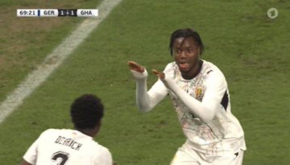 Elorm 🥷🏿 tweet media