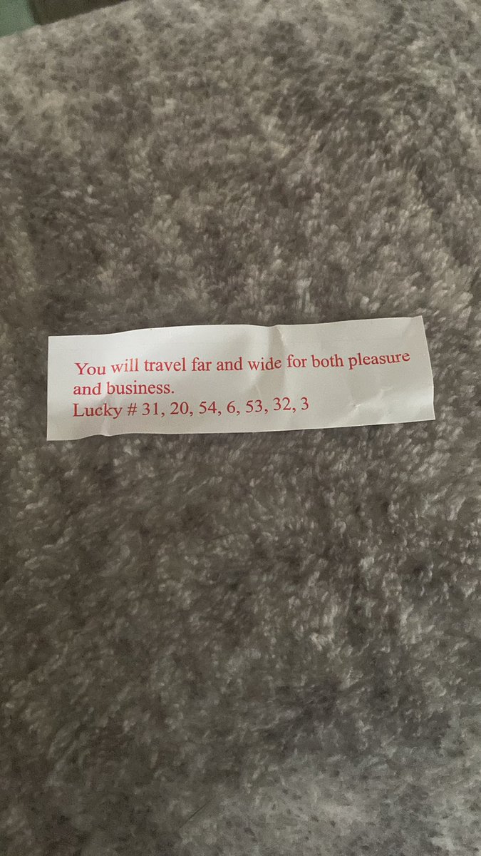 Kesha Looking tweet media