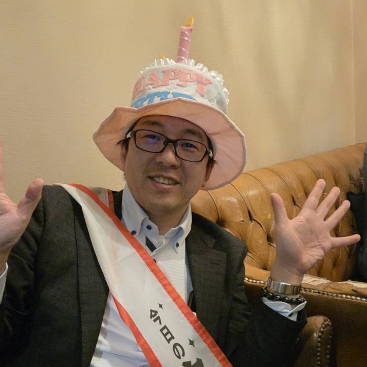 三宅きみひと｜競馬実況の社長 tweet media