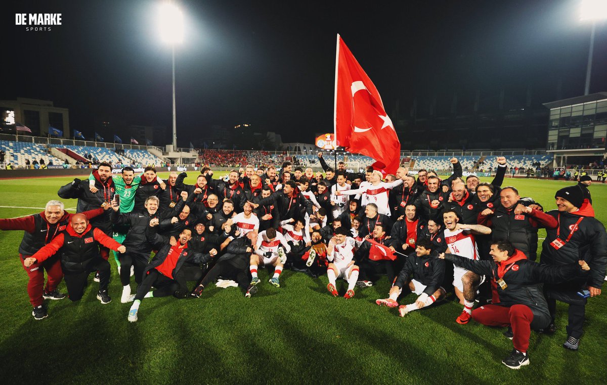 temennietmem's tweet photo. FOTOĞRAFIN GÜZELLİĞİNE BAKIN https://t.co/NinCHaOiiB