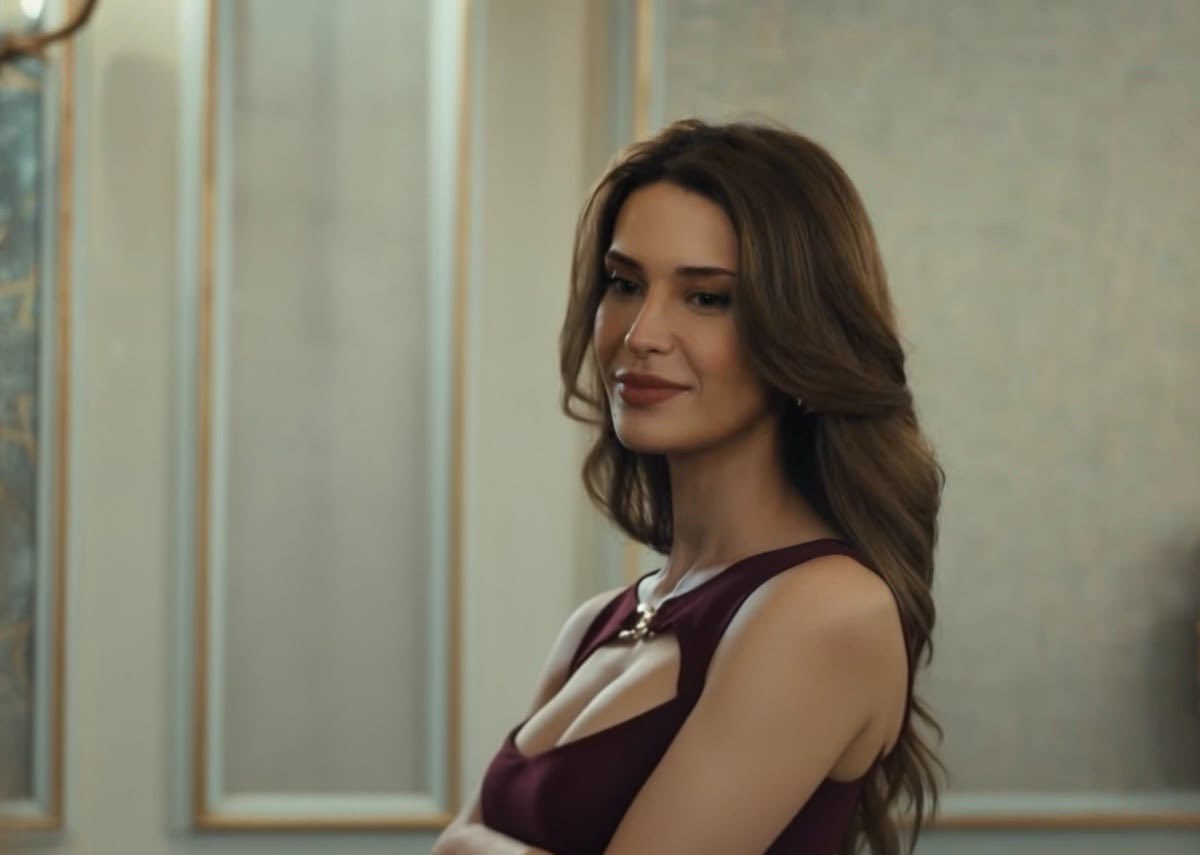 leineiconic's tweet photo. متاكدين اللي ماسك الاستايل اول خمس حلقات نفسه 
اللي الحين هنااا كانت Overwhelming femininity https://t.co/O386xpw5mo
