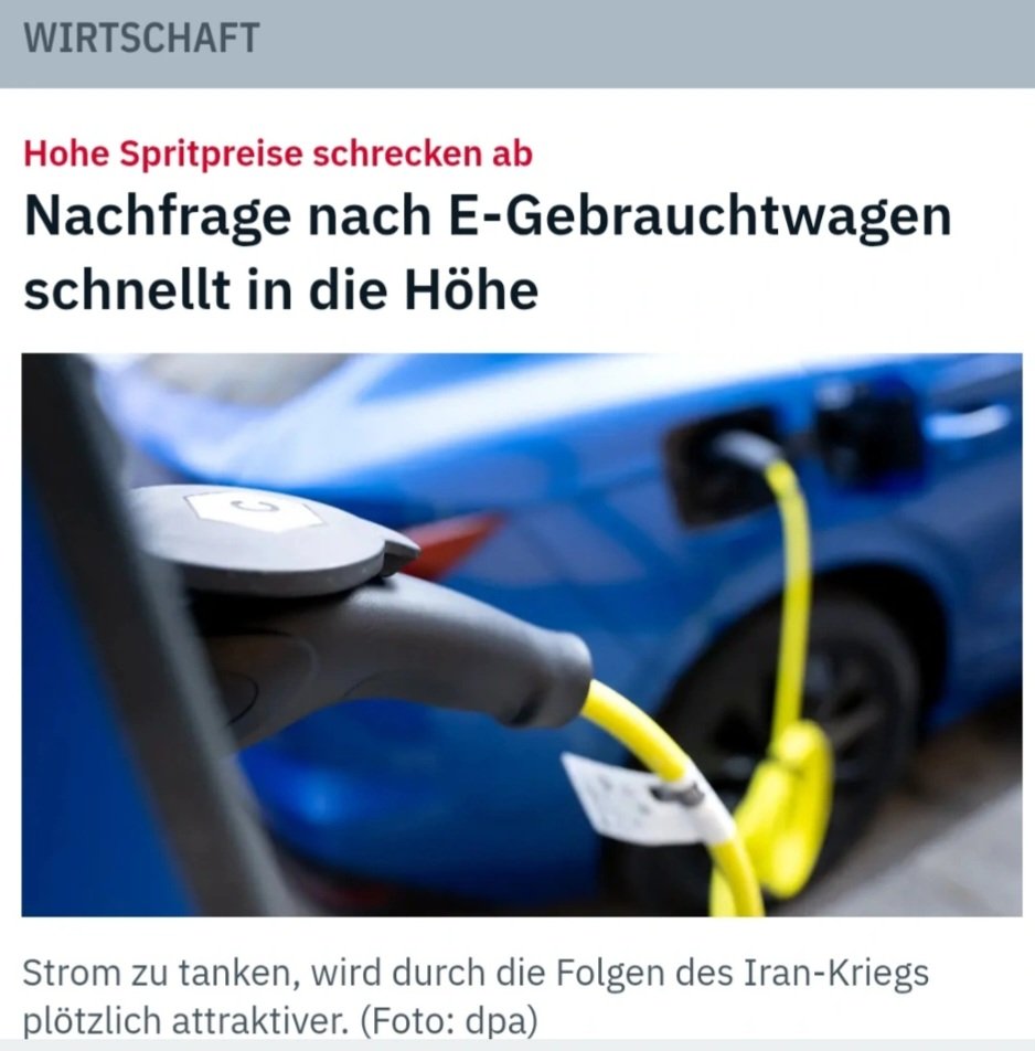 Mel Aura tweet media